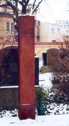 Grabstein Heiner Müllers. Foto: D. Reitter Veröffentlichung honrarfrei wenn mit Quellenangabe